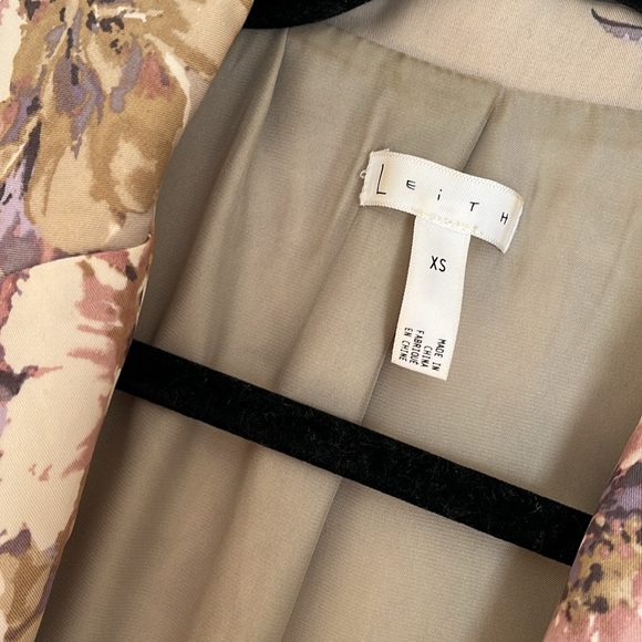 Leith floral duster Sz Xs.            Rack - Picture 4 of 8